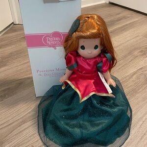 Precious Moments Christmas Traditions Disney Epcot Exclusive Princess Ariel Doll